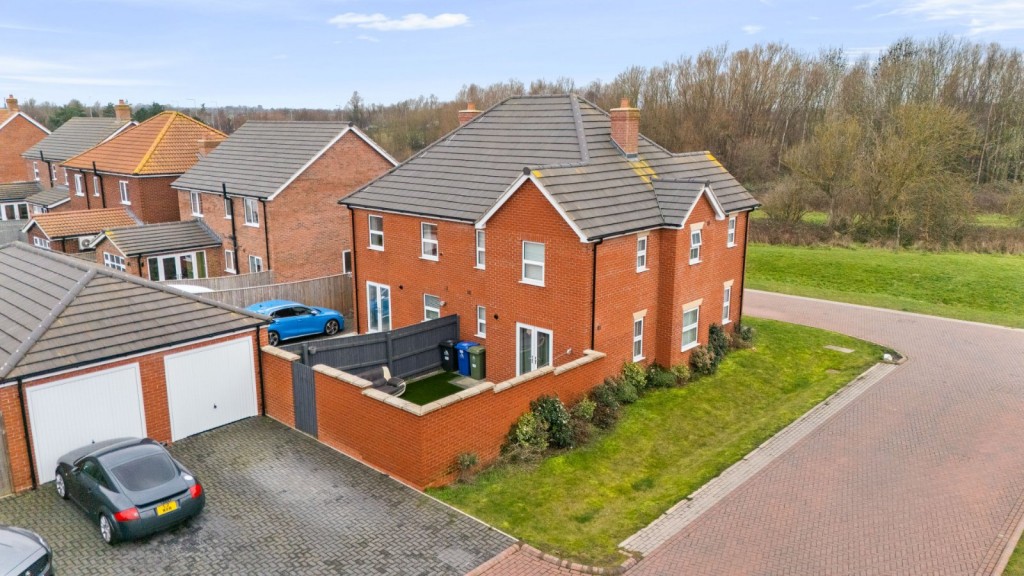 New Waltham, Grimsby