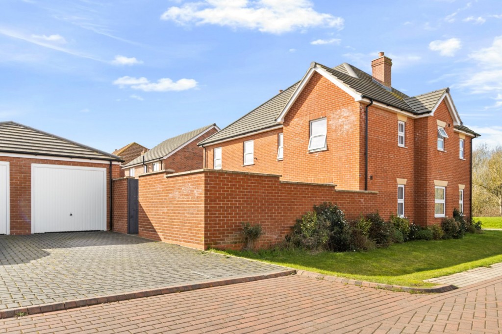 New Waltham, Grimsby