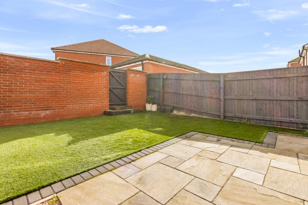 New Waltham, Grimsby