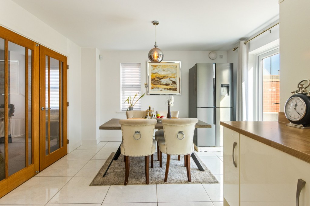 New Waltham, Grimsby