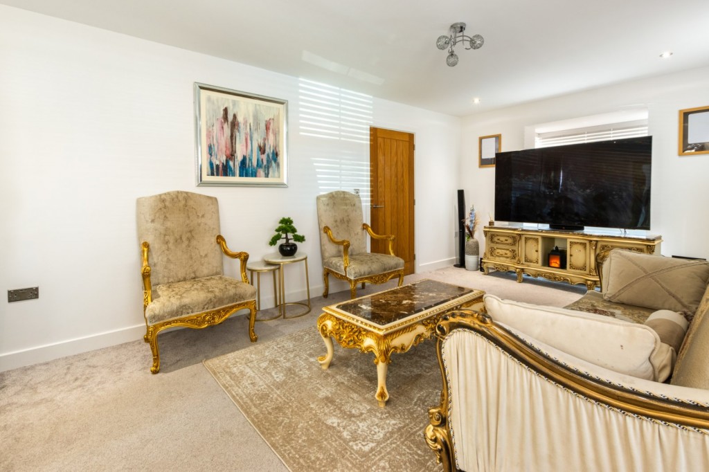 New Waltham, Grimsby