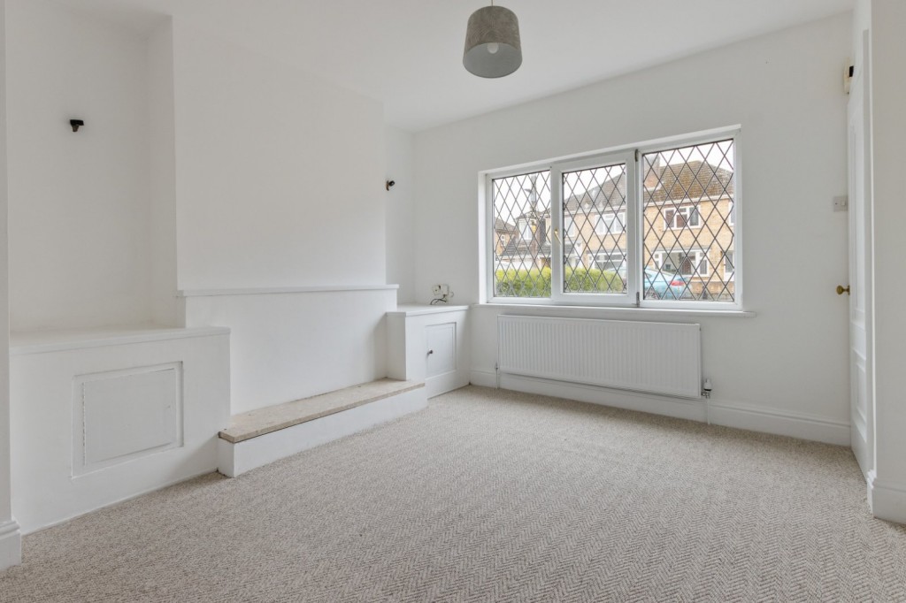 Cemetery Road, Winterton