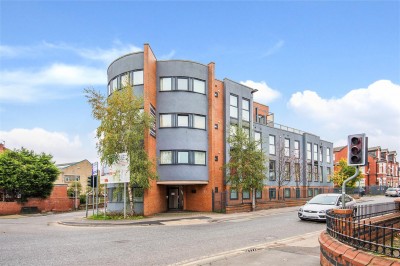 View full details for 40 Weaste Road, Manchester