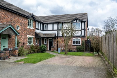 View full details for Ridgway Gardens, Lymm