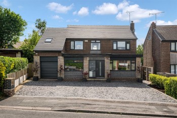 Greenwood Road, Lymm