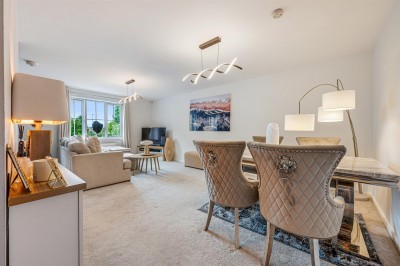 View full details for Chaise Meadow, Lymm