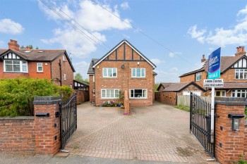 Cherry Lane, Lymm