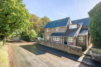 Crouchley Lane, Lymm