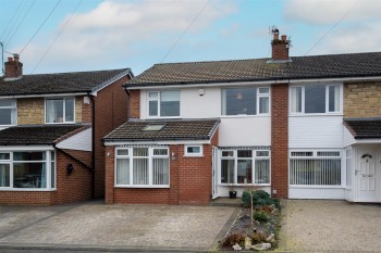 Mardale Crescent, Lymm