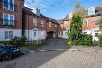 White Clover Square, Lymm