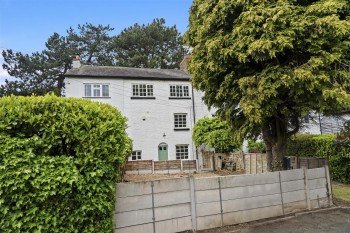 Arley Grove, Lymm