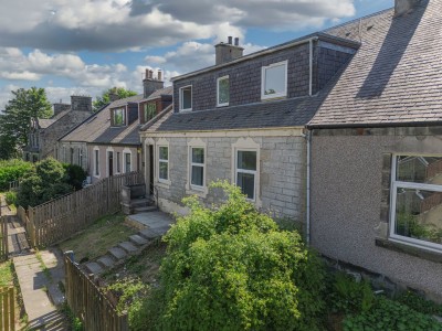 View full details for Hill Street, Cowdenbeath, Fife
