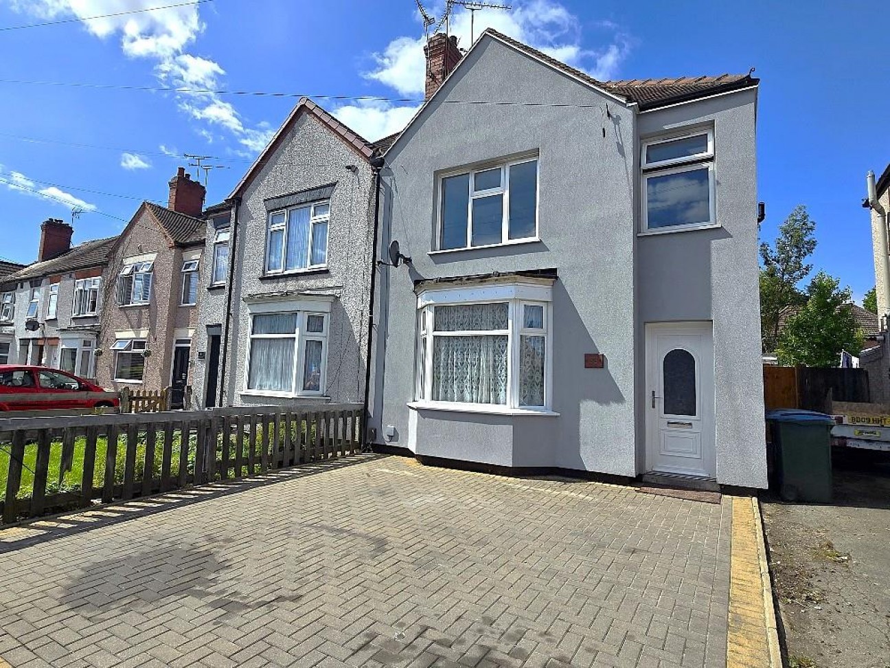 Butlin Road, Holbrooks