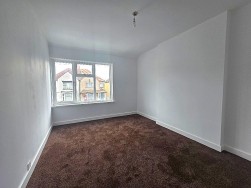 Butlin Road, Holbrooks