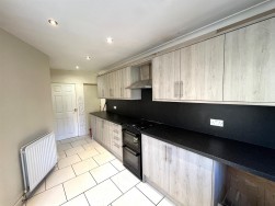 Rutherglen Avenue, Whitley
