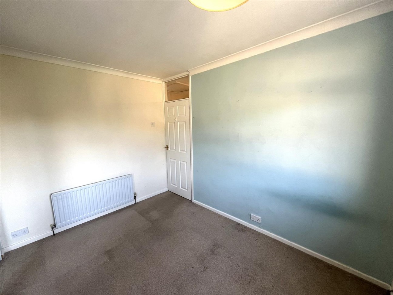 Rutherglen Avenue, Whitley