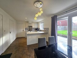 Willow Way, Willenhall