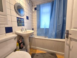 Oldham Avenue, Wyken