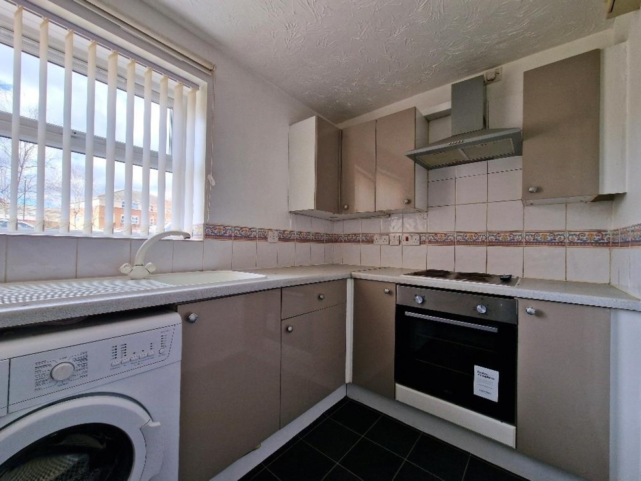 Drapers Field, Canal Basin