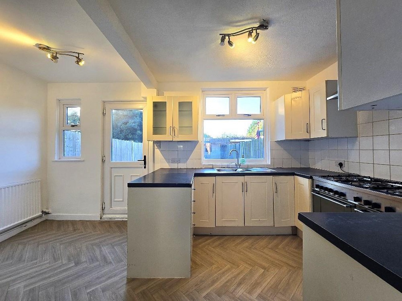 Ashmore Road, Radford