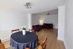 The Park Paling, Cheylesmore