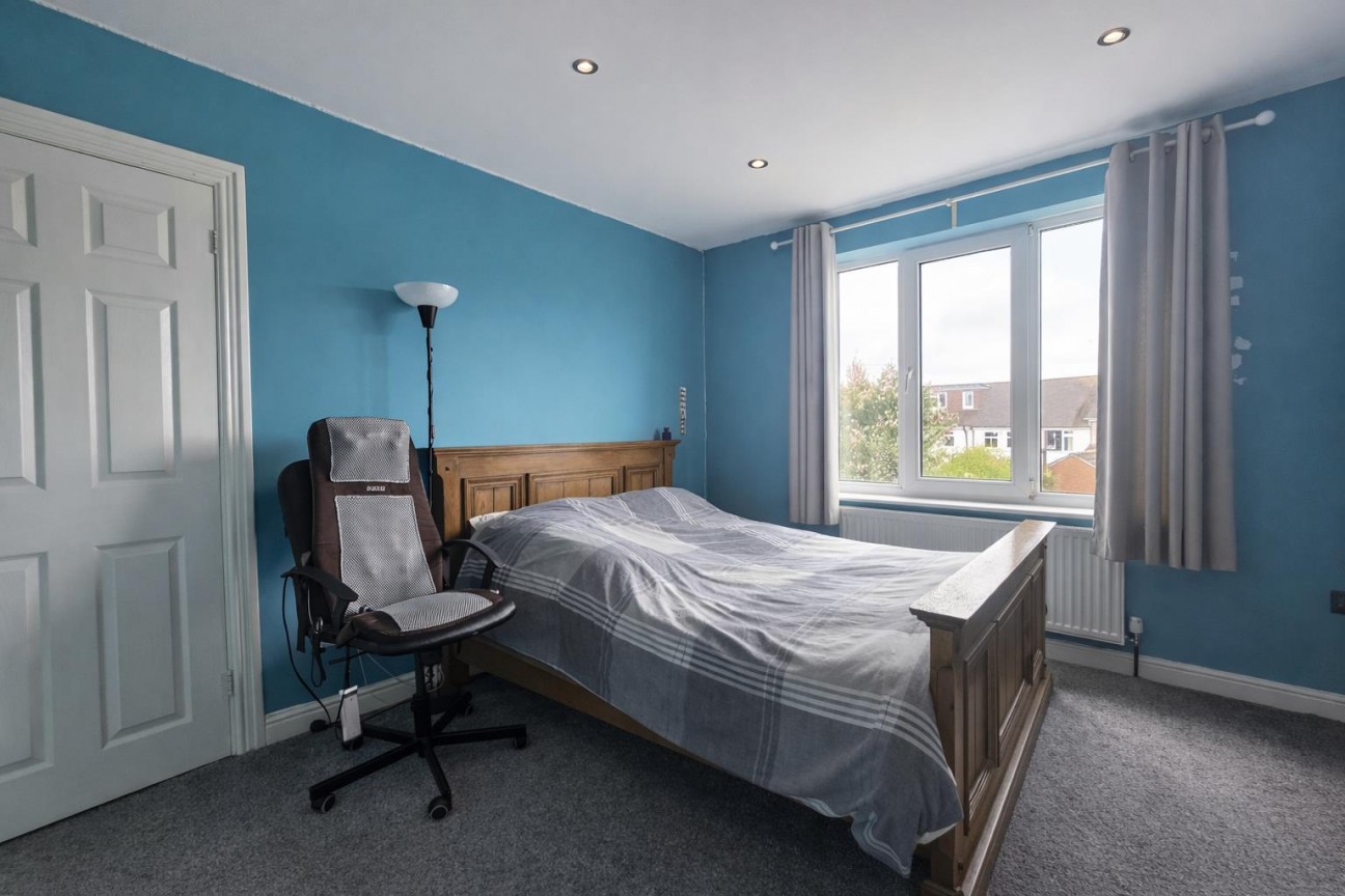 The Park Paling, Cheylesmore