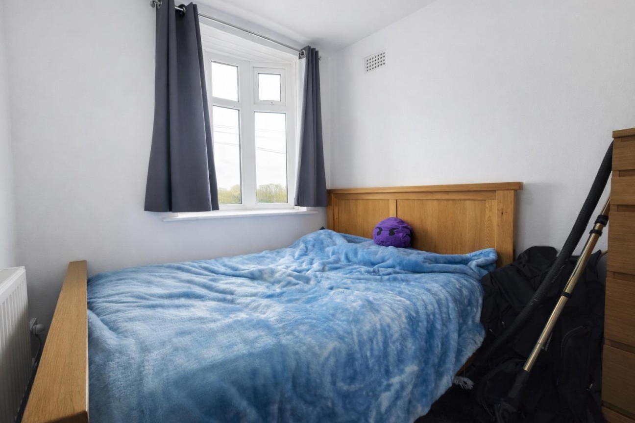 The Park Paling, Cheylesmore