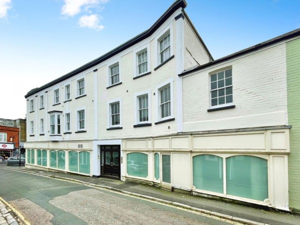 View full details for High Street, Ryde, PO33 2RE