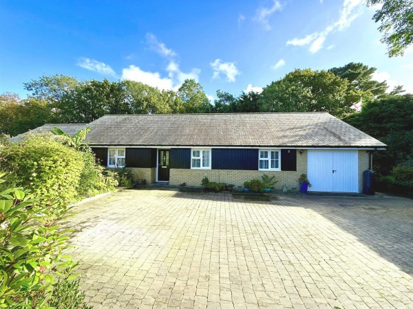 View full details for Glen Place