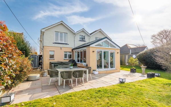 View full details for Winford, Sandown, PO36 0JZ