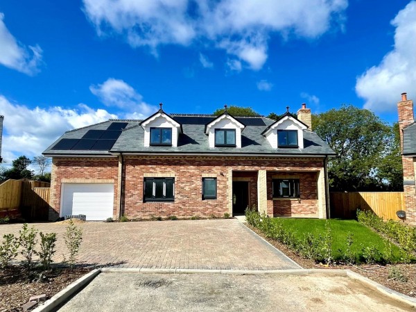 View full details for Cowes, Isle of Wight, PO31 7GB