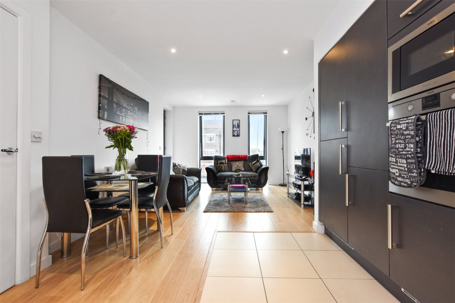 17 Bermuda Way, London