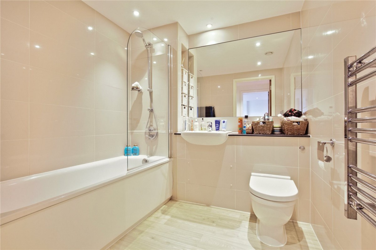 Cambridge Heath Road, London