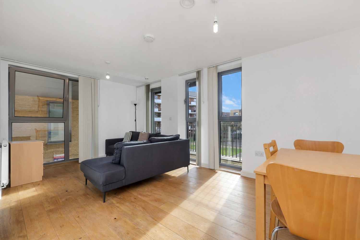 Fulneck Place, 1 Fulneck Place, London
