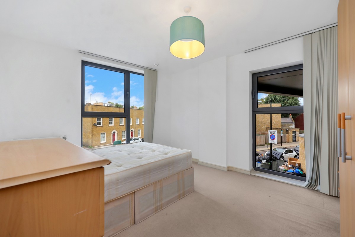 Fulneck Place, 1 Fulneck Place, London
