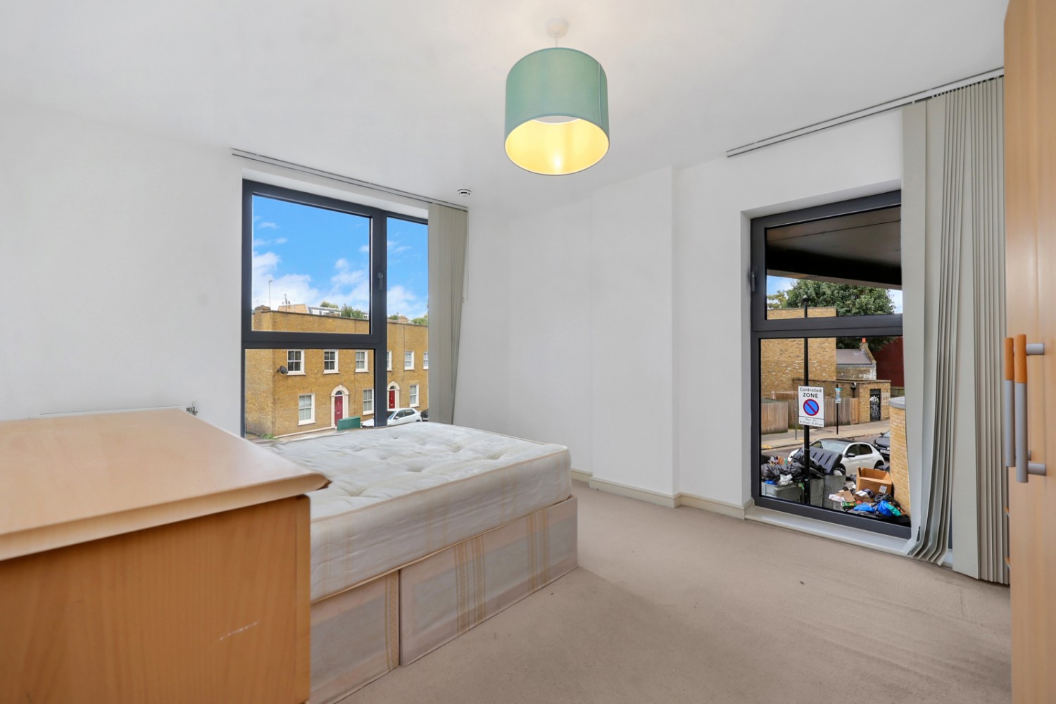 Fulneck Place, 1 Fulneck Place, London