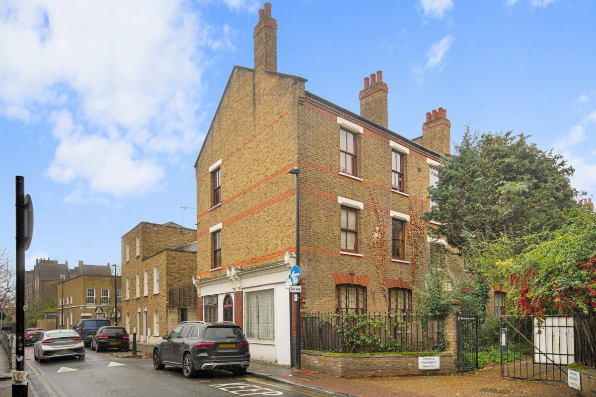 Adelina Grove, Whitechapel