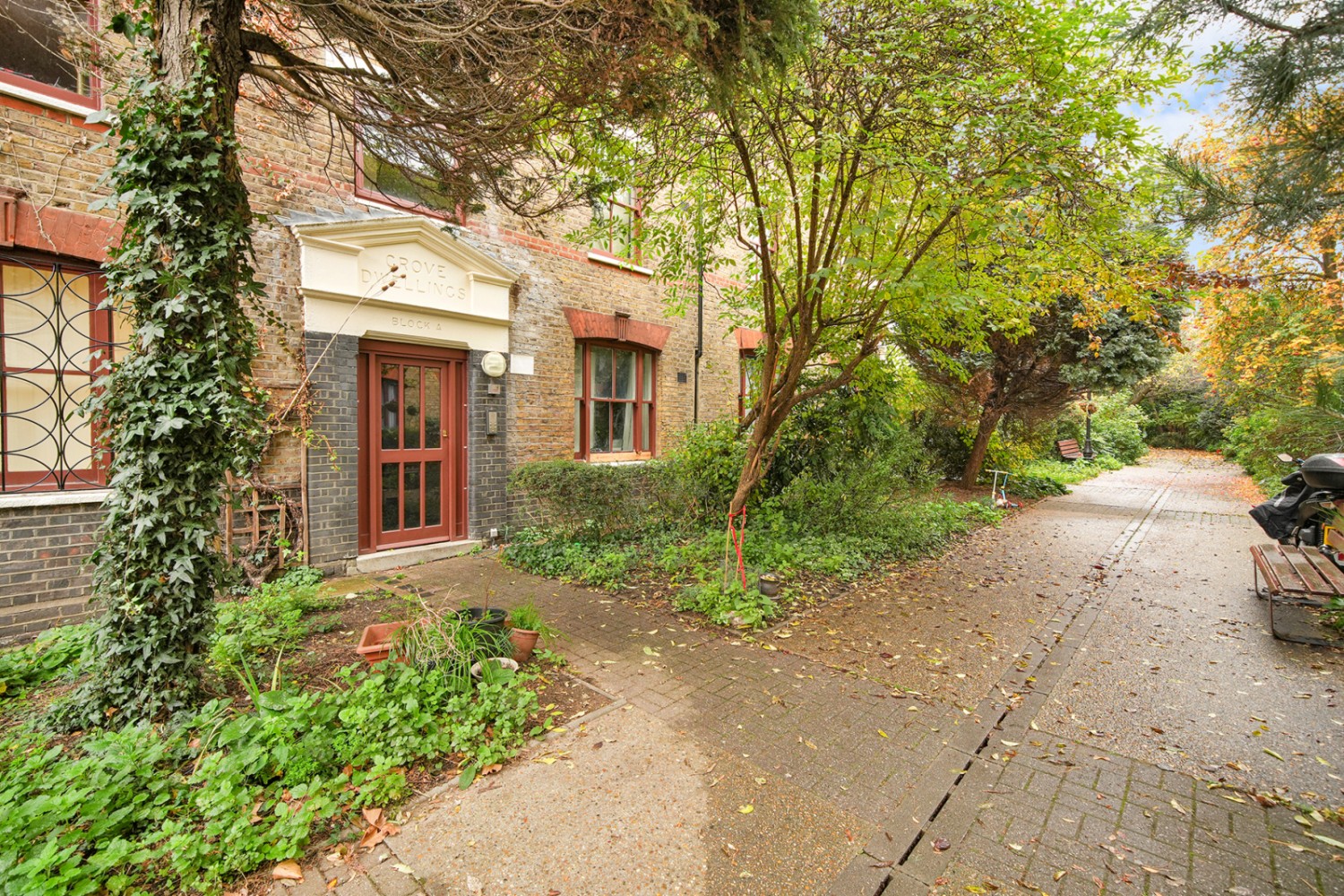 Adelina Grove, Whitechapel