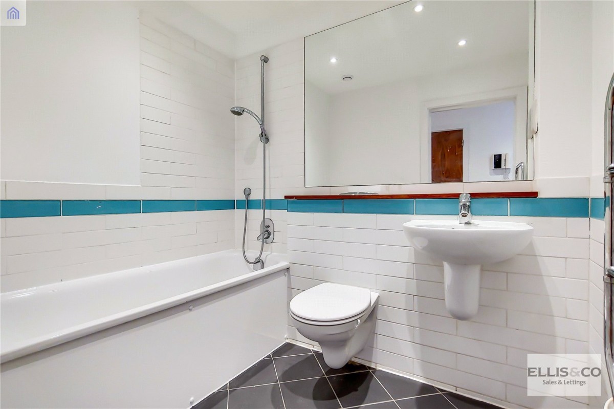 Bethnal Green Road, 114-118 Bethnal Green Road, London