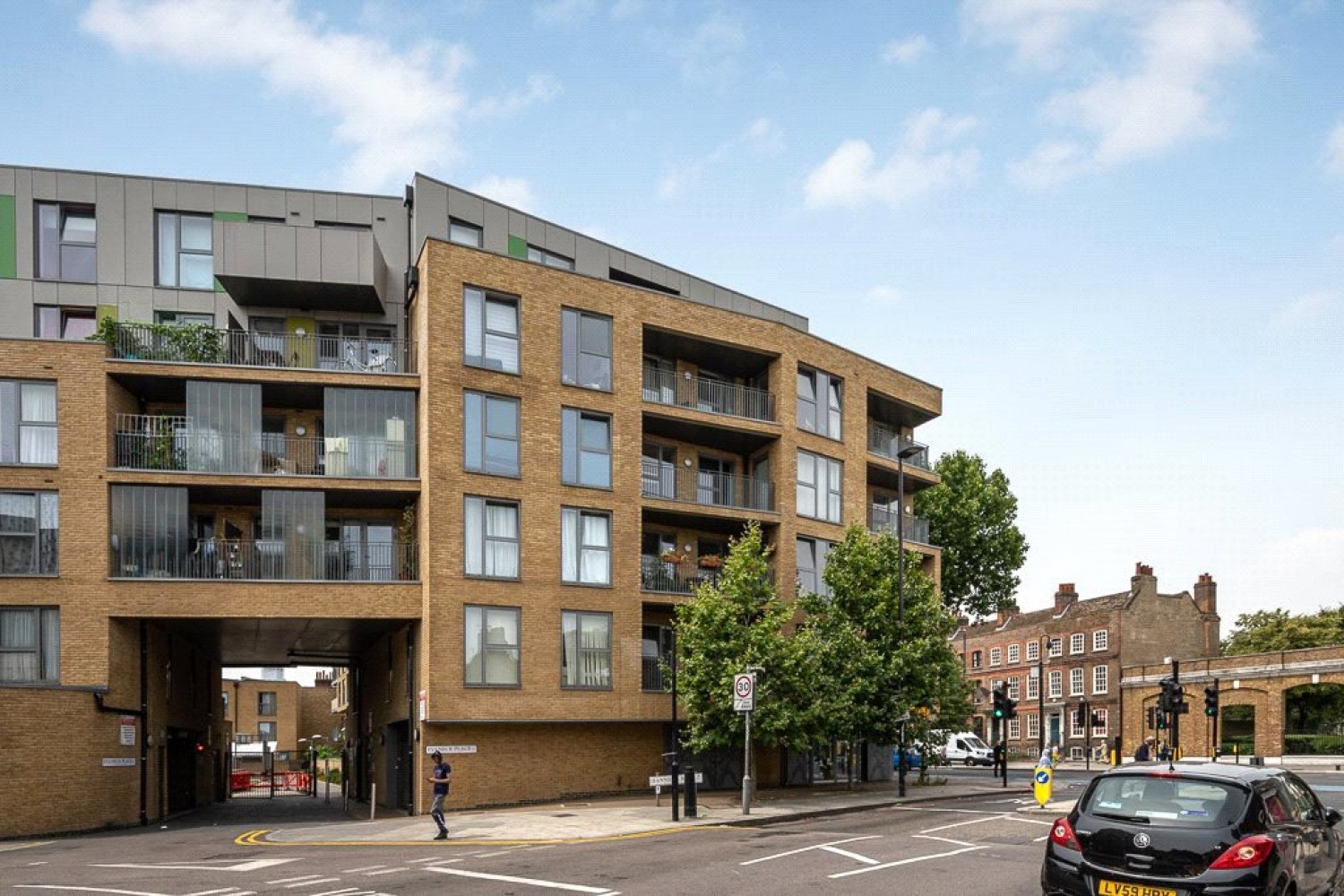 Fulneck Place, 17 Fulneck Place, London