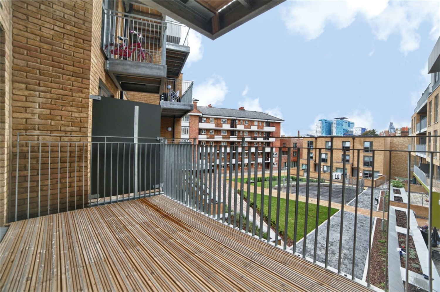 Fulneck Place, 17 Fulneck Place, London