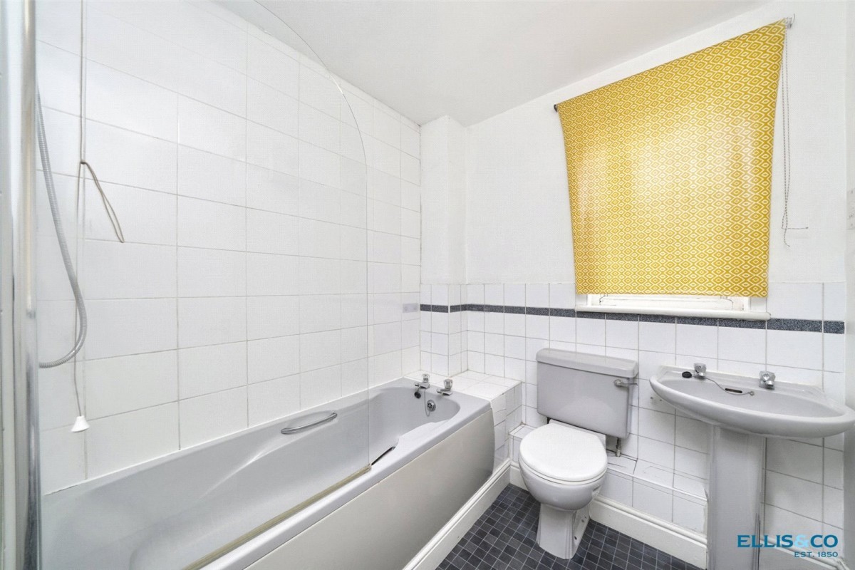 Kirkwall Place, London