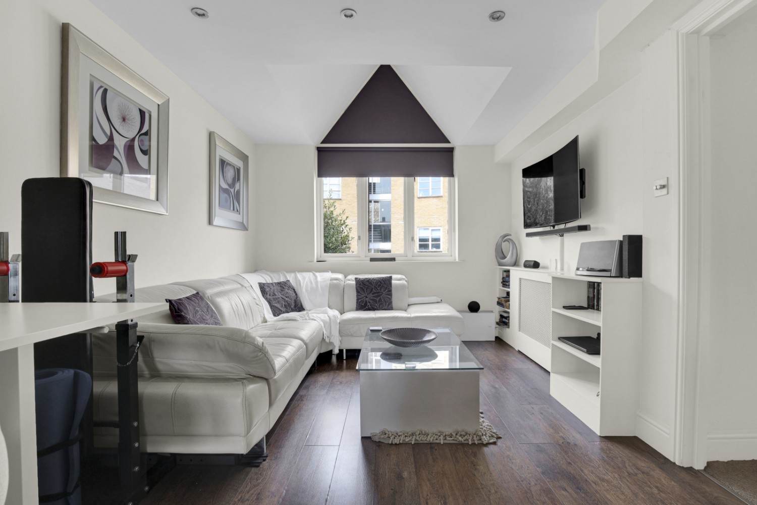 Willow Tree Close, London