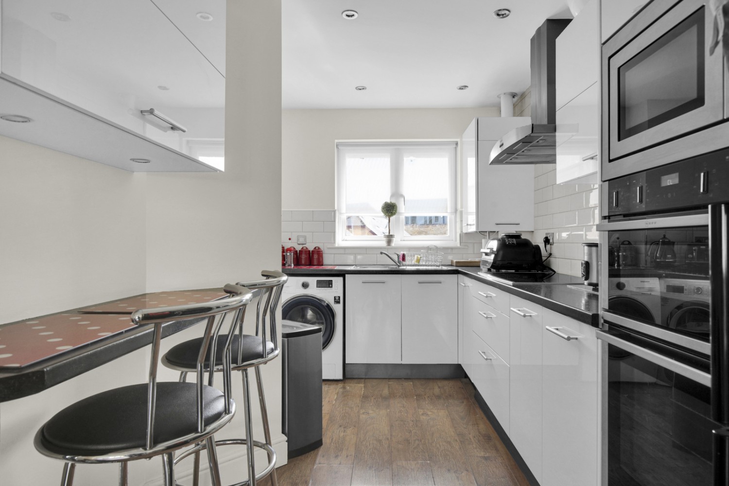 Willow Tree Close, London