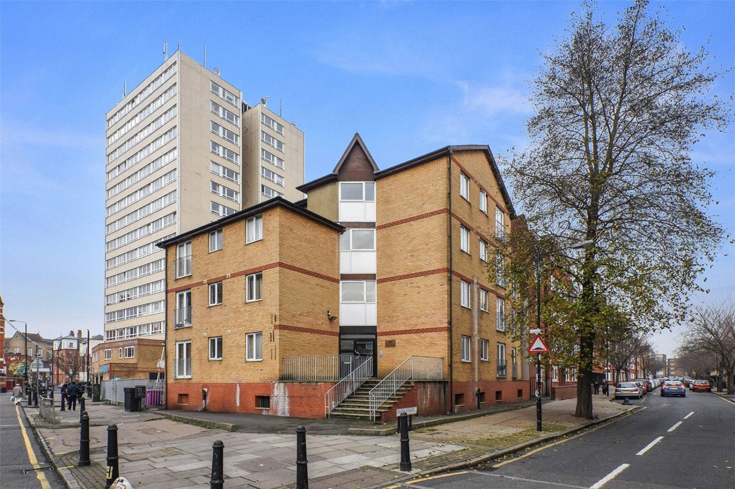 Globe Road, London