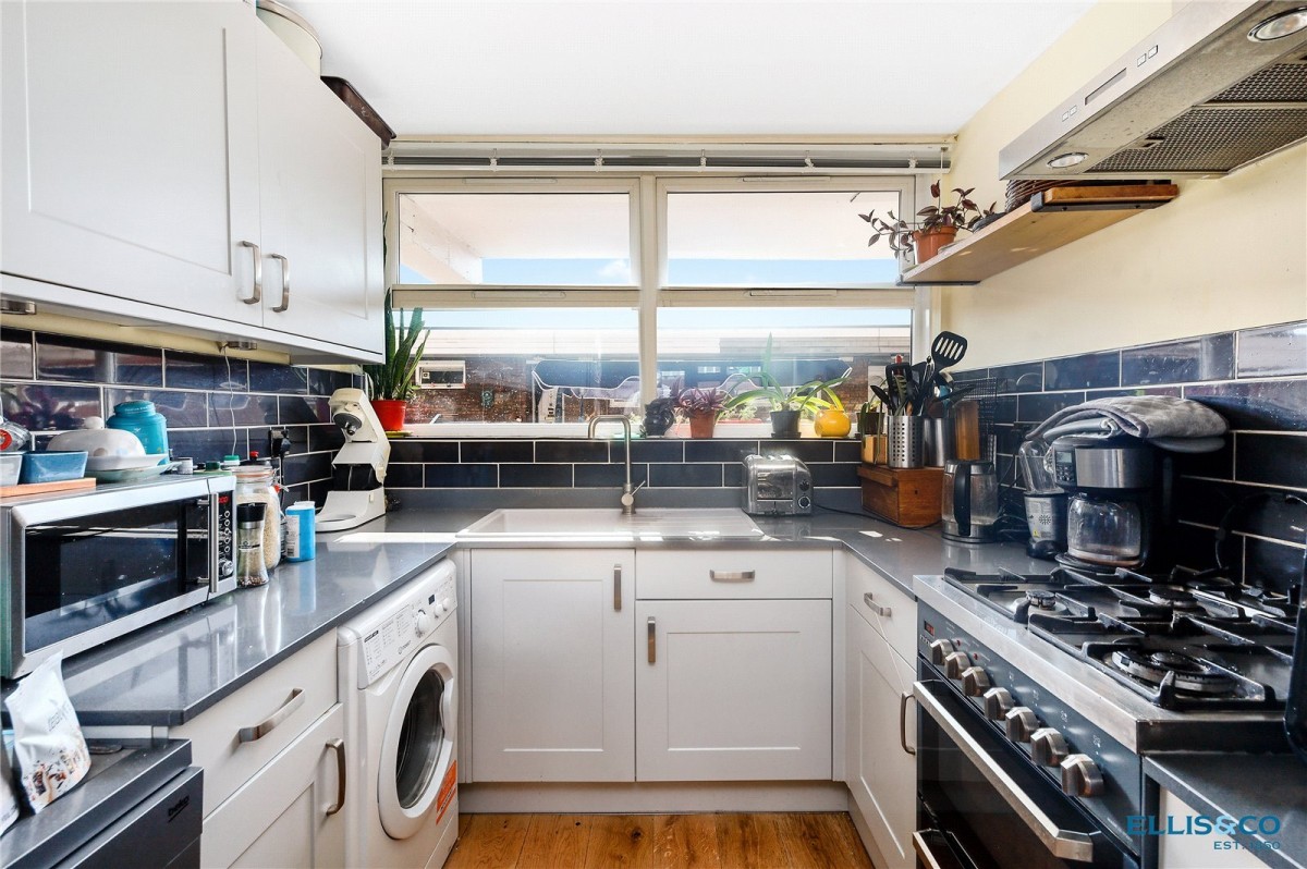 Watney Market, 14 Watney Market, London