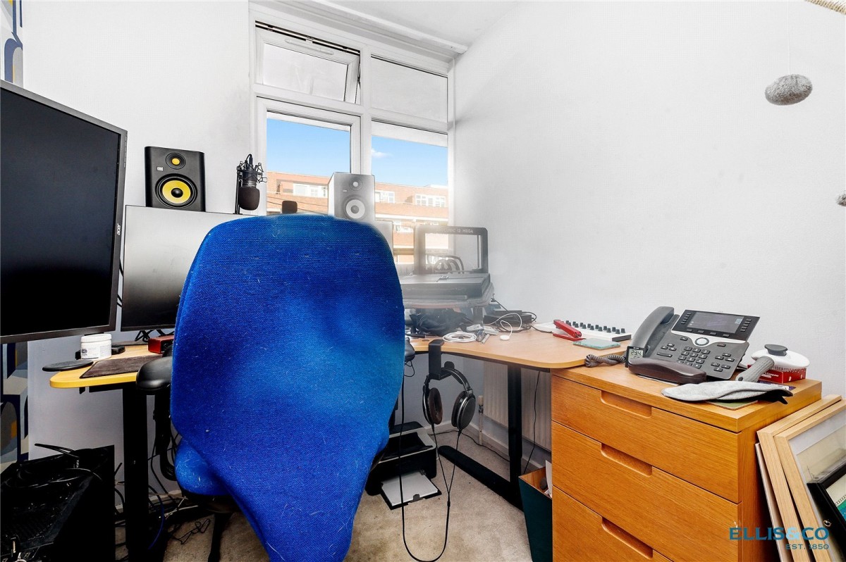 Watney Market, 14 Watney Market, London