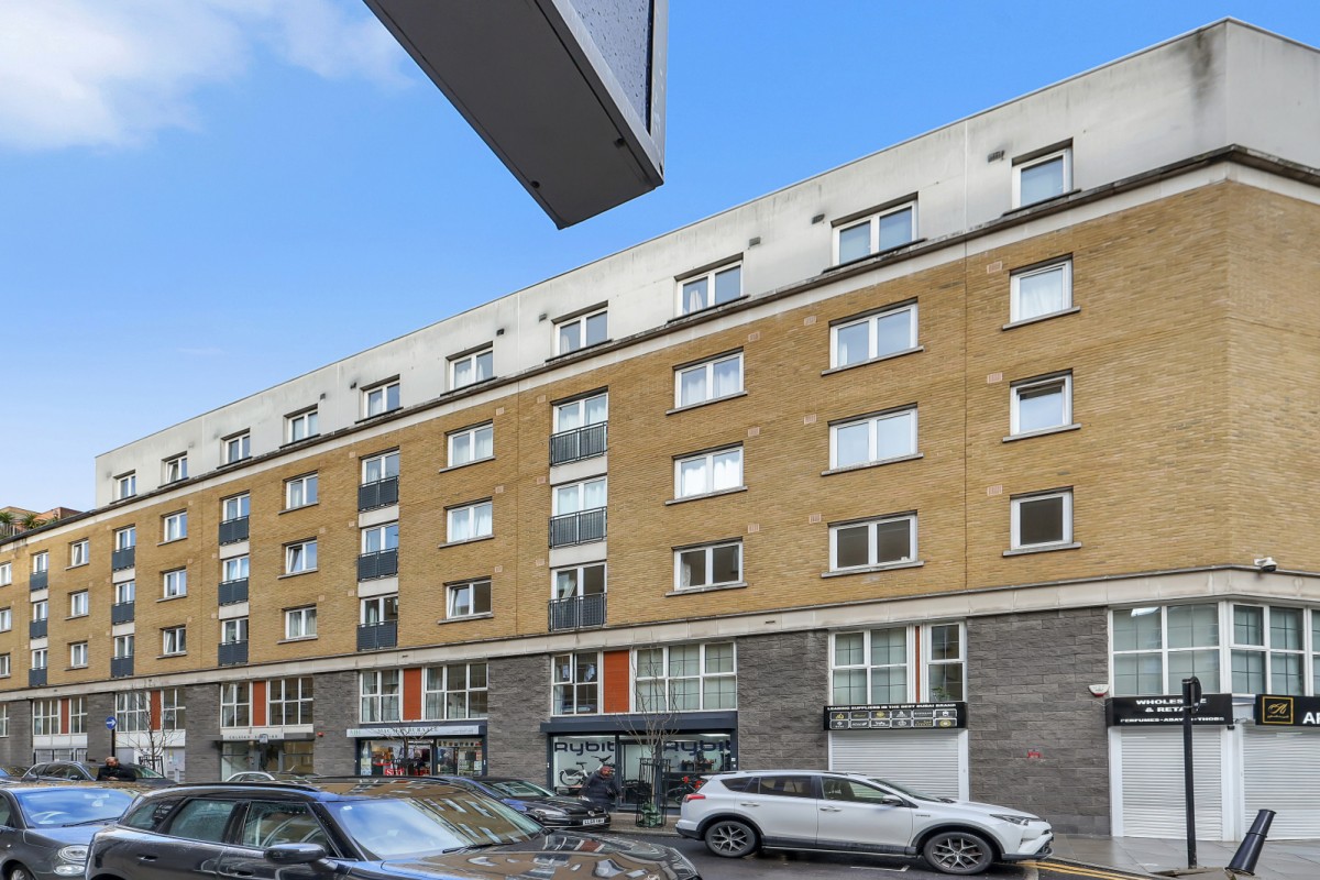 Plumbers Row, 23 Plumbers Row, London