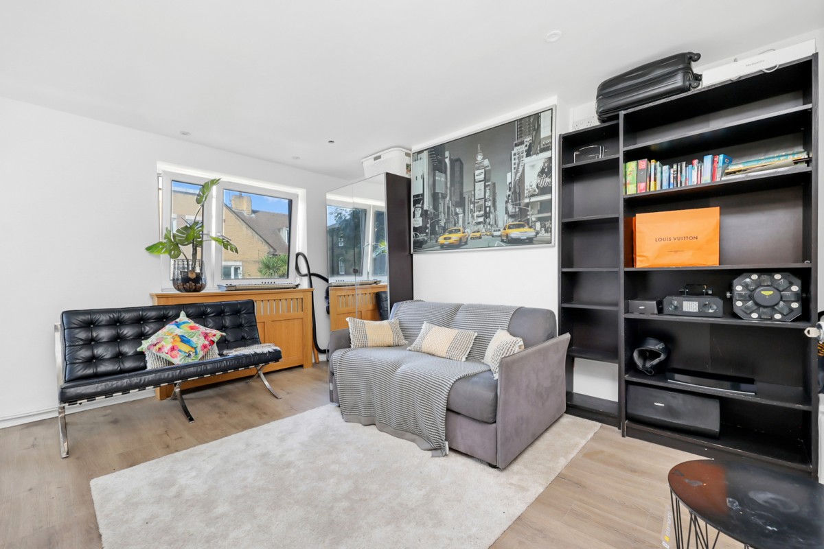 Cephas Street, London