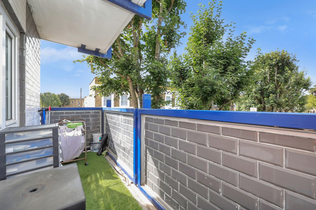 Cephas Street, London